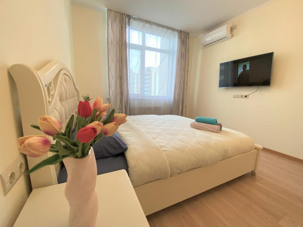 Flatservice Апартаменти В Сучасному Жк Parklend Kyiv Exterior photo